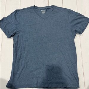 Banana Republic Men's Blue V-Neck T-Shirt